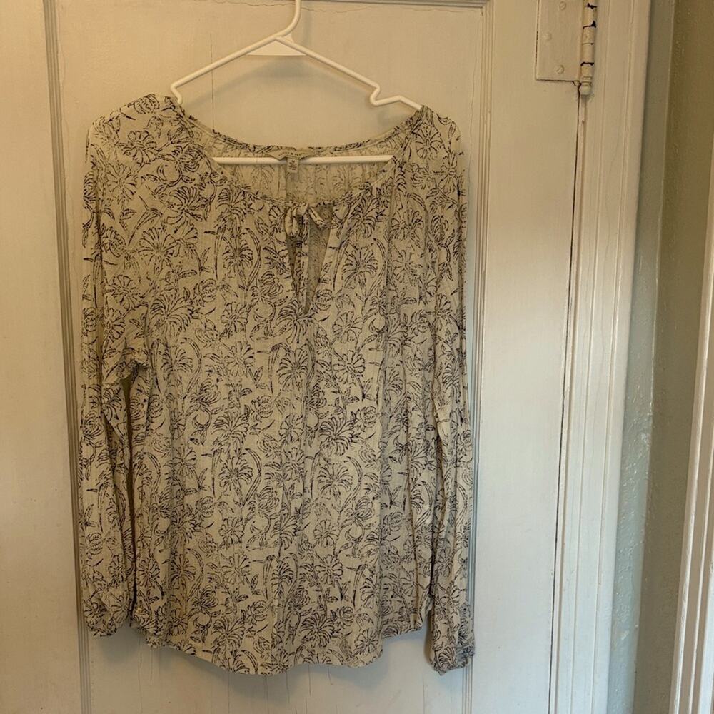 Lucky Brand Tan and Gray Long Sleeve Tie Front Blouse